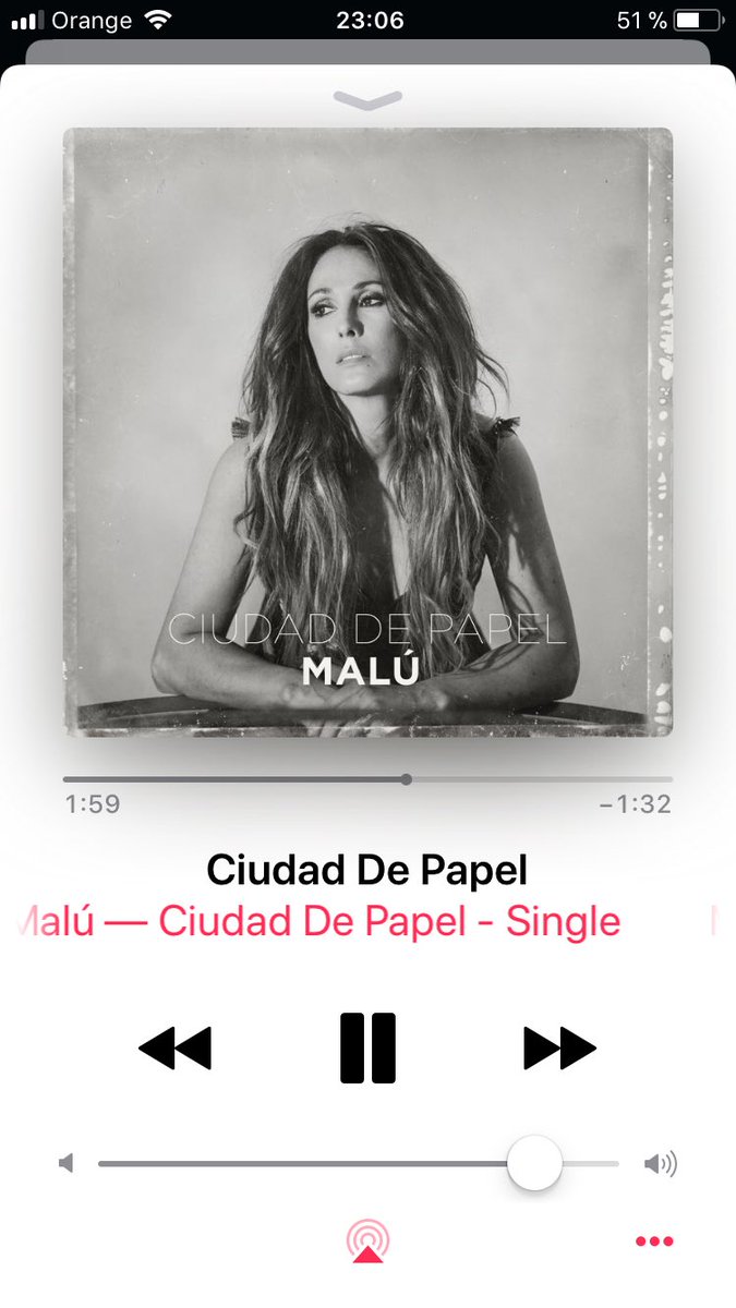 taniazv's tweet photo. @_MaluOficial_ maravilla pura, magia para los oidos #CiudadDePapel https://t.co/6SYKNZ5Llp