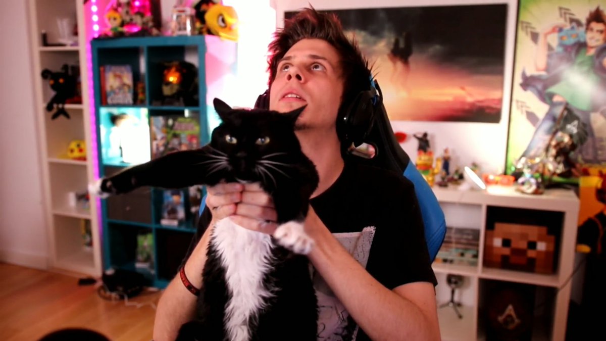 AlismeHC's tweet photo. Cada que @Rubiu5 interactúa aunque sea un poco con Raspy llena mi patata de amor 😍💙 #EpicDirecto https://t.co/5D7ZjBRuZf