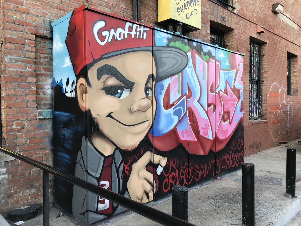oneSAINTS_'s tweet photo. #WritersCorner a couple weeks ago at @beatswapmeet in front of @GCSclothing #graffiti #SantaAna #art #Crise911 #OneSaints #artists #hiphop #style @graffitithecity https://t.co/nEdELsIN9C