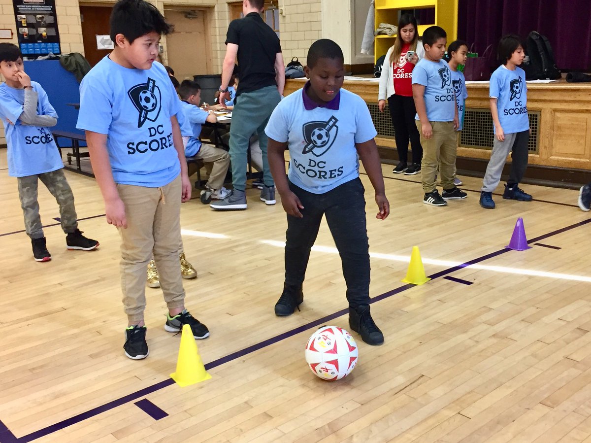DCU_CR's tweet photo. .@StevenBirnbaum, @ChrisDurkin0 & Chris Odoi-Atsem helped kick off the start of #SpringSCORES with a visit to @TruesdellEC.
#DCUGivesBack | @DCSCORES https://t.co/t4KTW4BvK5