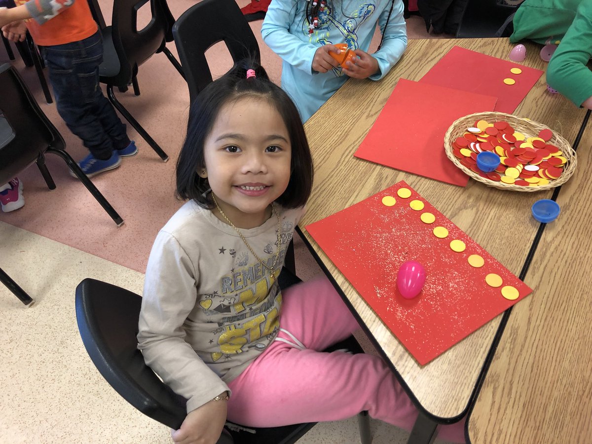 ABunkiewicz's tweet image. Matching numbers,dots and the word number! #mathbehavior