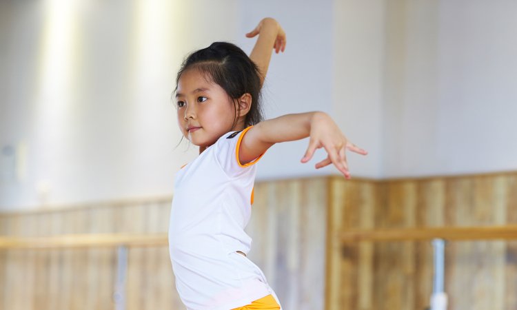 TED Talks (@tedtalks) on Twitter photo Why dance is just as important as math in school: t.ted.com/ncVAeR0 <a href="/SirKenRobinson/">Sir Ken Robinson</a> Why dance is just as important as math in school: t.ted.com/ncVAeR0 <a href="/SirKenRobinson/">Sir Ken Robinson</a>