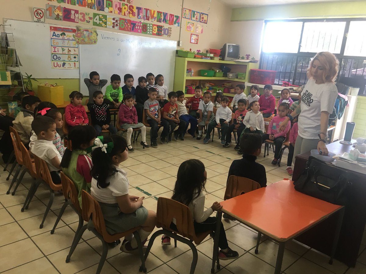 gatolina's tweet photo. Prevención, educación, socializar y hacer políticas públicas en protección animal para prevención de la violencia debe ser tema prioritario en los gobiernos. Visitamos preescolar Usi Kary col. #Akiwiki mensaje de respeto a todo ser #PoderAnimal #Hermosillo es de #GenteBuena. https://t.co/wvmdkBP6CO