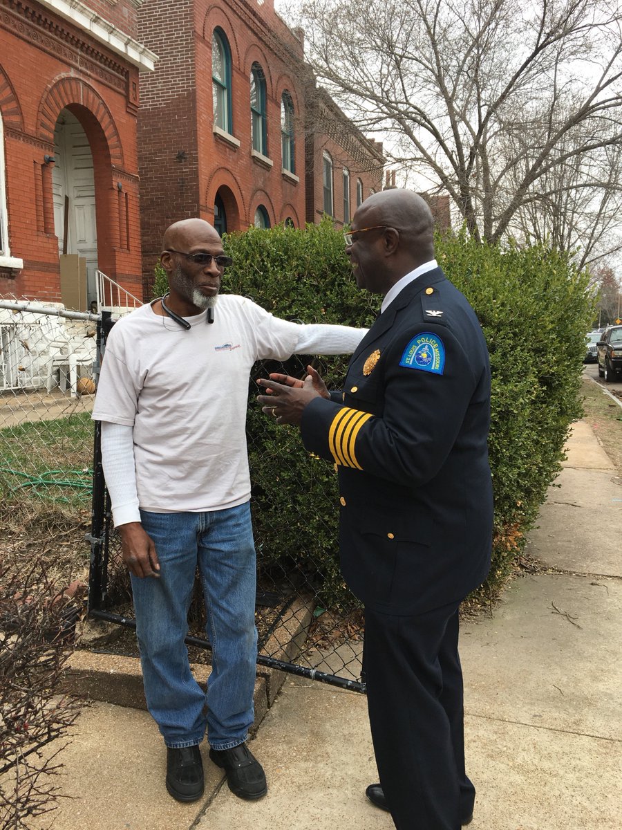 ChiefJohnHayden's tweet photo. Happily engaging the community on the 4300 block of Gibson. Thank you! https://t.co/XrDntXe7yT