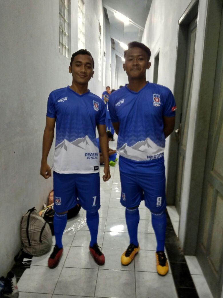 Selamat untuk Adib dan Alamsyah Fery, bawa <a href="/persebi/">Persebi Boyolali</a> terbang tinggi. Dan yg terpenting jangan lupa jalan pulang..
#CahSragen