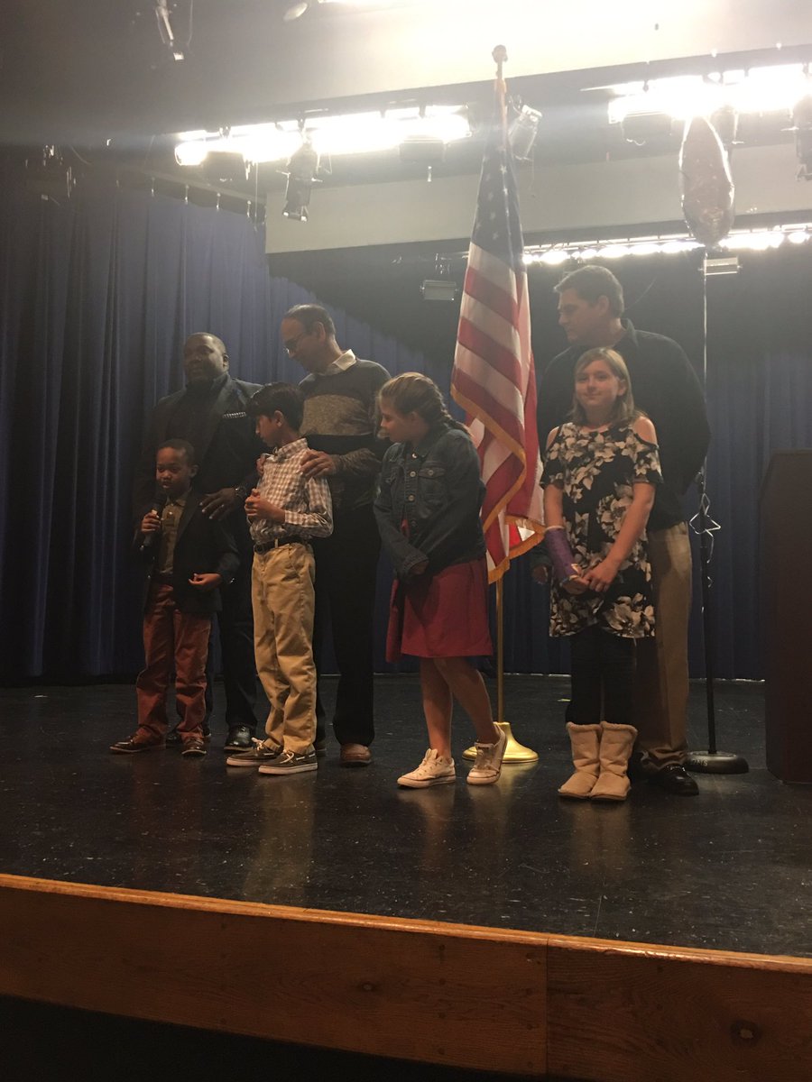 trwolfpack's tweet photo. Timber Ridge Elementary's Honoring Our Heroes winners! #BeAHero #ecccpta https://t.co/1ipfHnsijm
