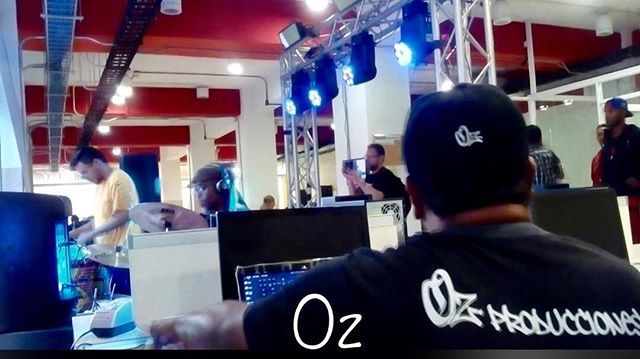 Cuando veas nuestro logo en tu evento, no importará cuál sea el lugar o cuál sea el trabajo, siempre cumpliremos tus expectativas💪🏻💡. Productor: @juniorelculpable.salazar Operador:  @pedroalexmm