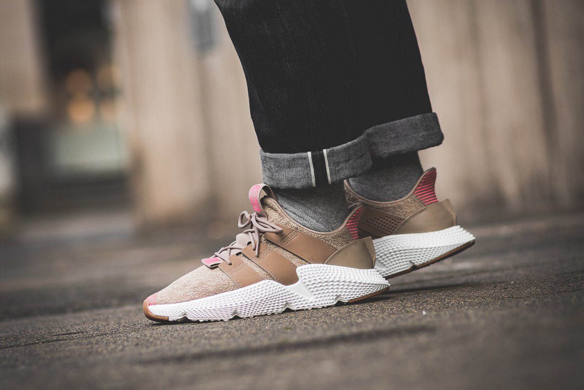 adidas prophere trace pink