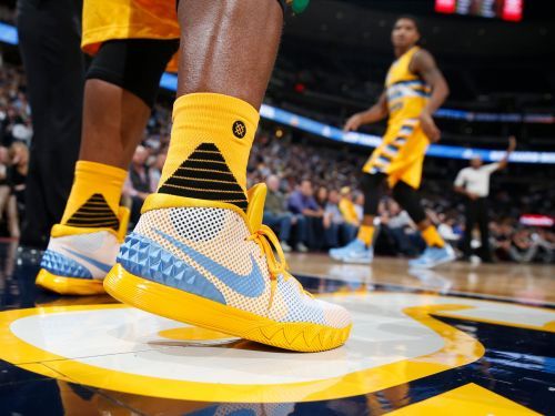 CompaniesUsaMag's tweet photo. Companies:Company > Nike pops after crushing earnings and sales >> https://t.co/3sxB5oeTuk #company https://t.co/dsaLksJ3EF
