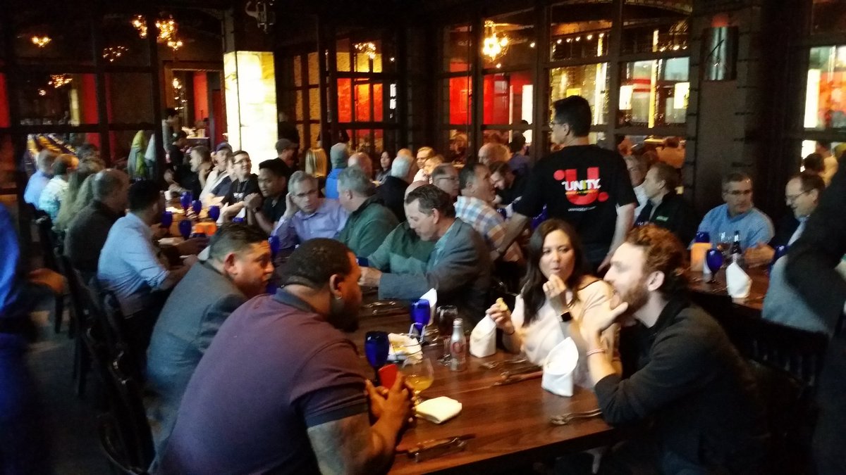 VantageLED's tweet photo. Packed House! We love our amazing dealers and partners. What better way to show our appreciation than great food for great people. Thanks everyone, Go Vantage! #thisisvantage #signexpo #texasdebrazil @ISAsigns @isasignexpo https://t.co/KraRGsphHf