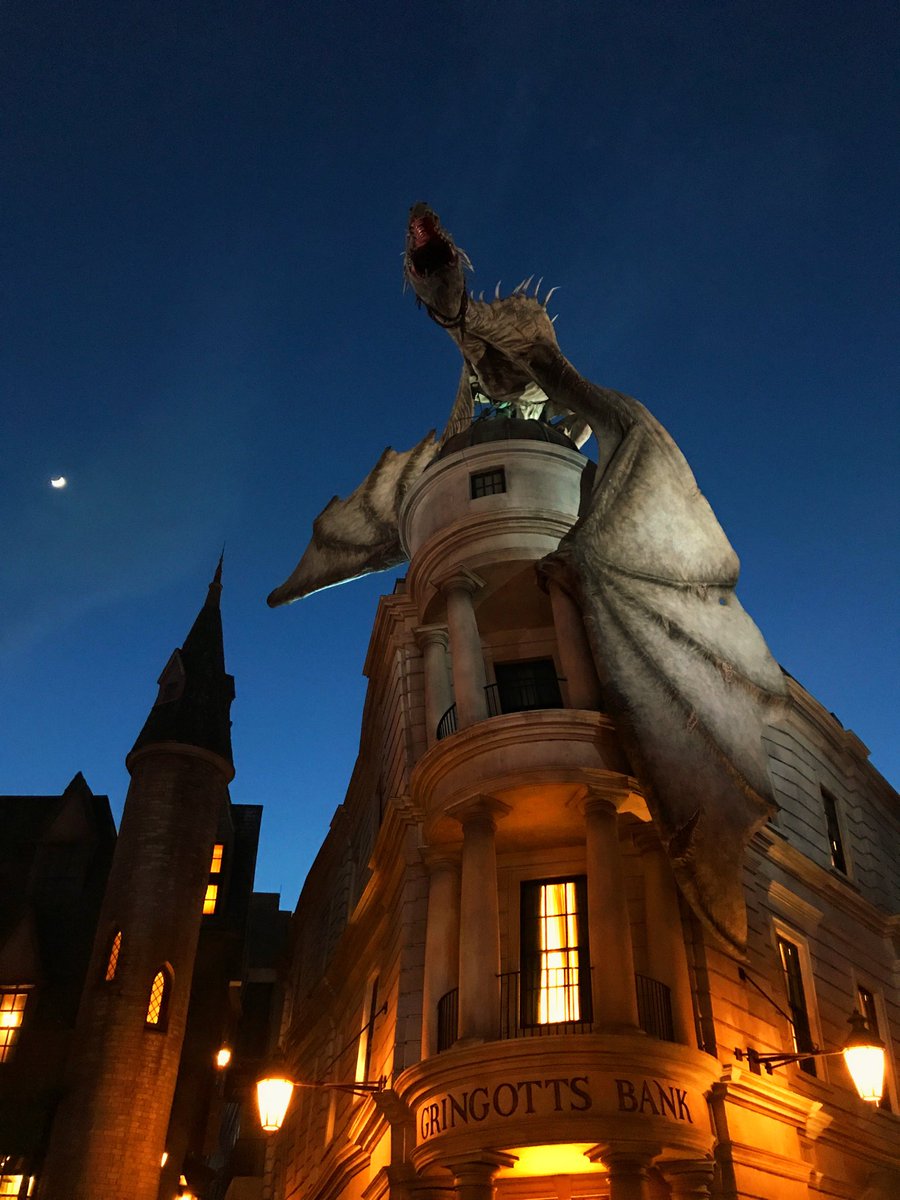 dwnwade's tweet photo. Universal Studios Orlando, Florida 🙌🏼 https://t.co/ioLL6PQKcZ