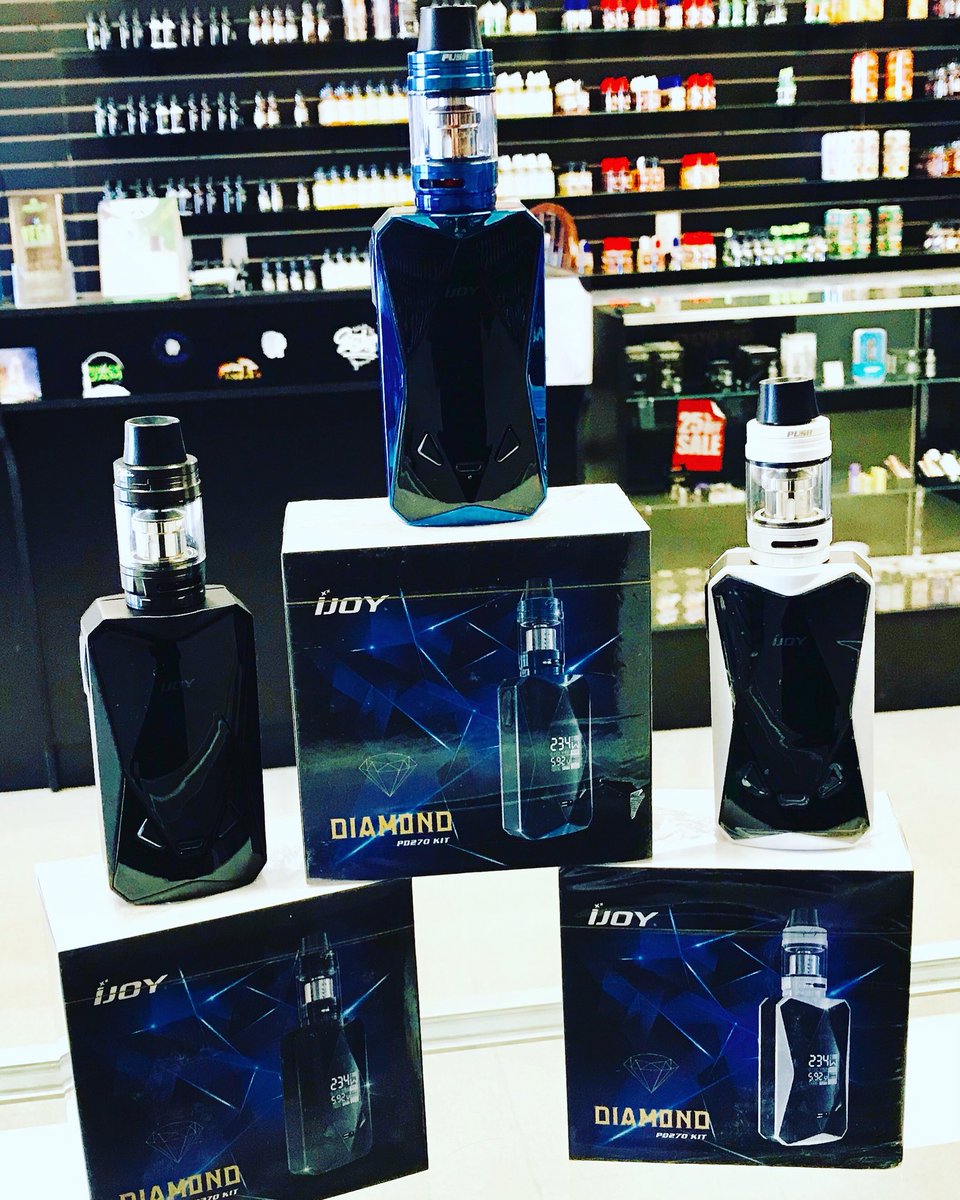 ChiefVape's tweet photo. New Colors Available for the iJoy Diamond 💎!!! Black, Blue, or White what’s your favorite color? #ijoy #ijoydiamond #ijoycaptain #chickvapers #vapenation #vapers #vapelife #boxmod #vapekit #coloradovapers https://t.co/S15sTUJyEr