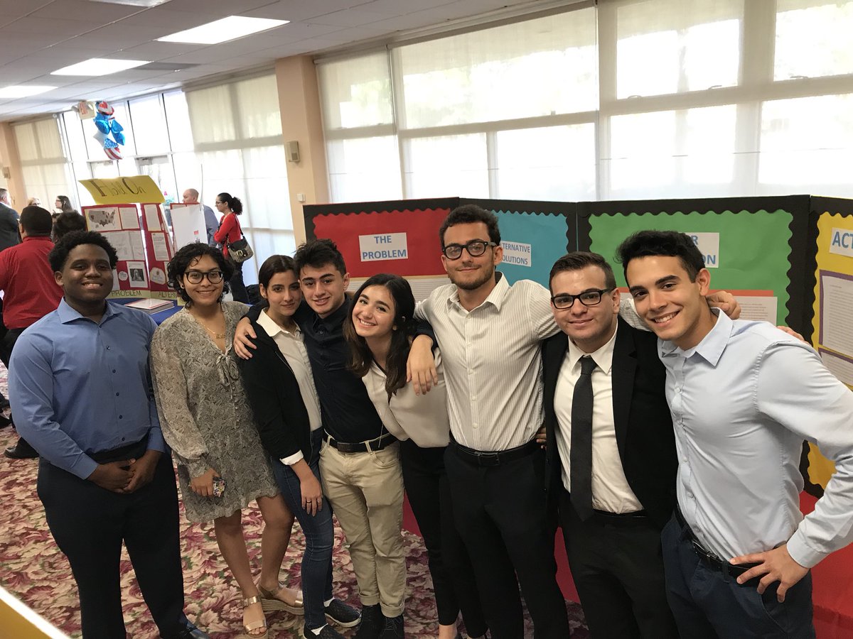 <a href="/atmsenior/">atmsenior</a> <a href="/LawSharks_/">Law Sharks 🦈</a> at the <a href="/MDCPSSocStudies/">MDCPSSocialSciences</a> Project Citizen fair today