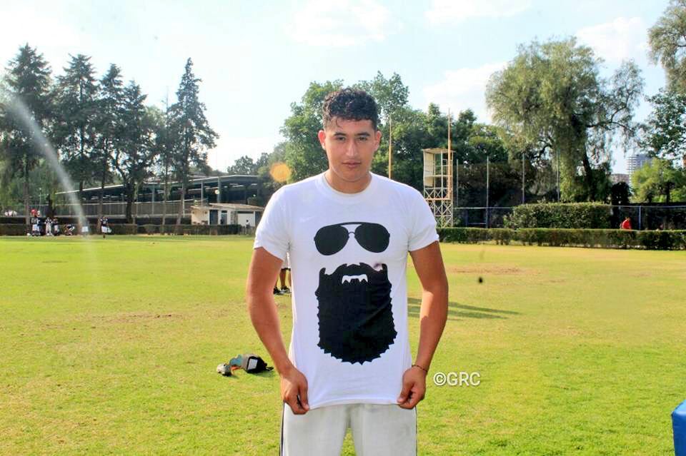 kytos29's tweet photo. #SOMOSASPE6 lo recaudado de la venta de playeras será destinado a la familia de @Coachsaspe 🙌🏾🧔🏻🙏🏽👊🏾🏈 https://t.co/kwEaWjHOjt