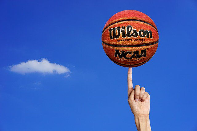 Holiday Inn Gg On Twitter Embrace The Marchmadness Fever In San