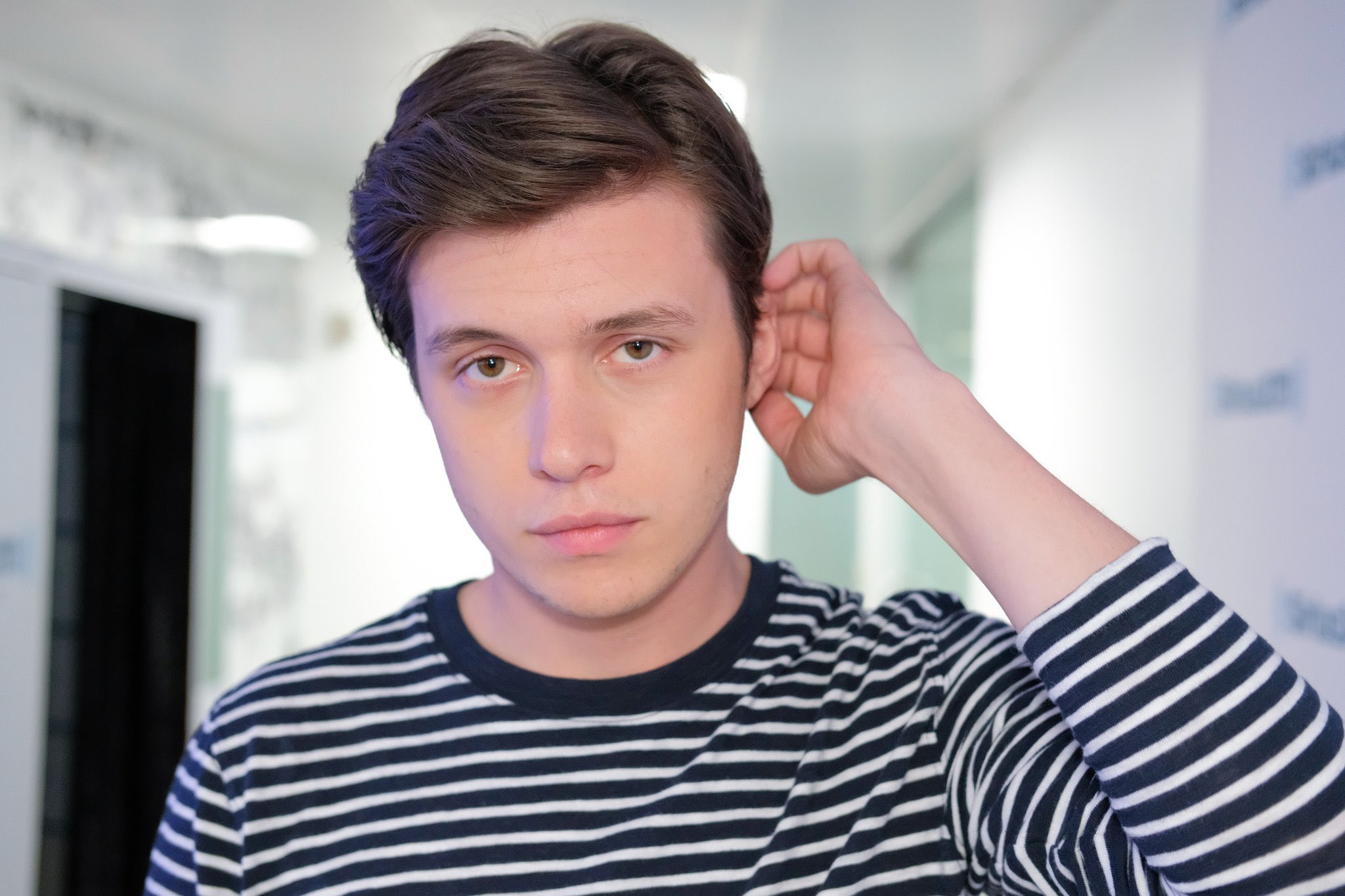 Happy birthday to the hunk that is nick robinson. king. 
