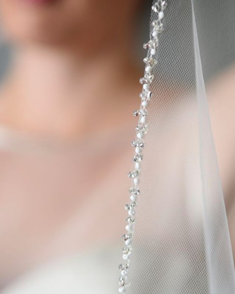 We are in love with the details of our veils! #EricaKoesler