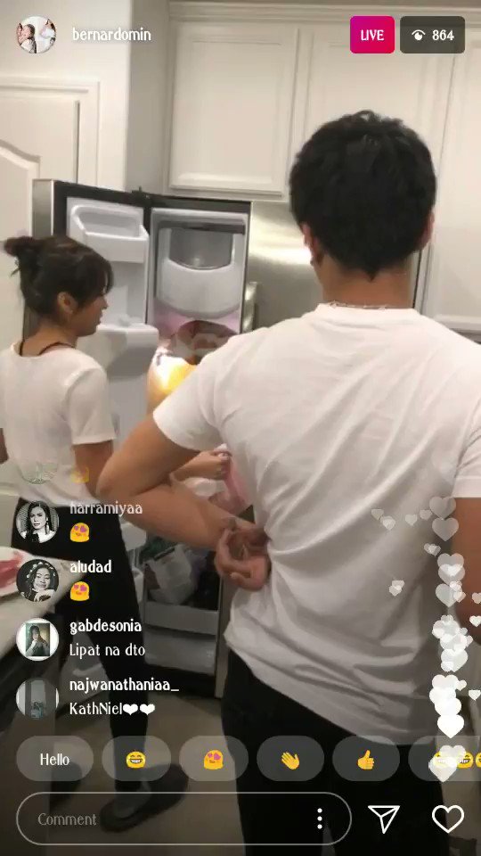 username01122's tweet photo. Talaga nman po si Mr. Ford bawal makitaan ang Misis kahit si "ref" pa yan hahahaha #protectivechef π Β© https://t.co/wrD04mMqWW