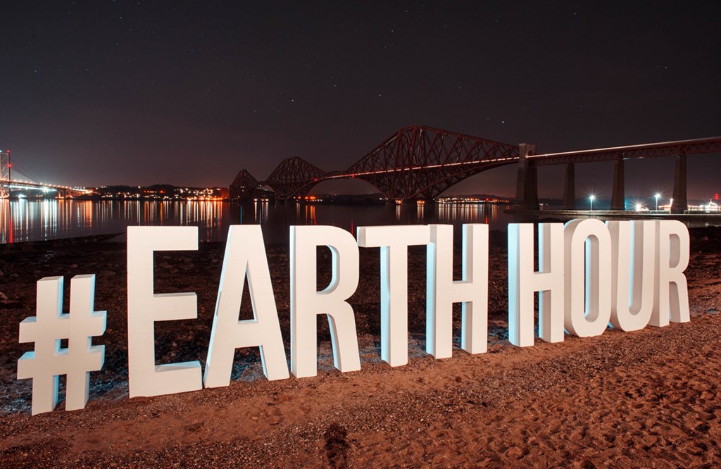 Lisbeth_lars's tweet photo. Nu slutspurtar @WWFSverige inför #EarthHour - vÀrldens största miljö/klimatmanifestation. 245 sv #kommuner anmÀlda, ca 500 skolor, stift & församlingar @svenskakyrkan, @Scouterna m fl org, företag & privatpersoner. 187 lÀnder deltog 2017. https://t.co/O4seWOT75K #OnePlanetLife https://t.co/66lwVzIcAu