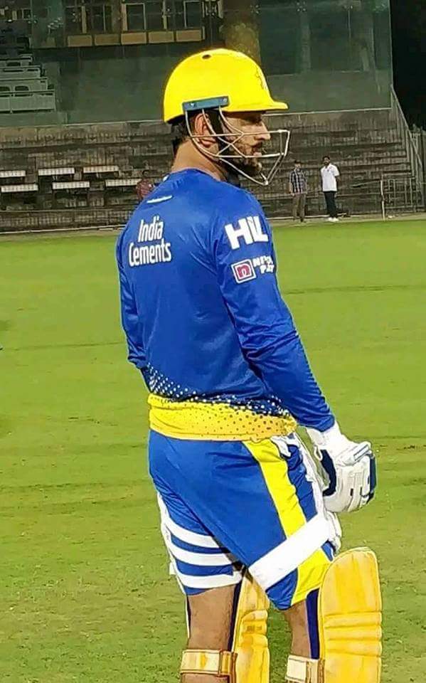 im_Vj_here's tweet photo. Guess who's is back..??😍 The king himself..😎 Our own pride.. THALA DHONI..😎 The Lion is back in its DEN..🏏🏏 #CSK #ThalaDhoni #CaptainFantastic #Whistlepodu https://t.co/6SaY8o6s03