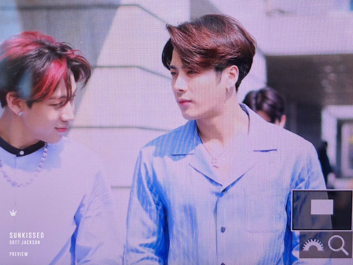 sunkissed0328's tweet photo. 180323 퇴근 #잭슨 #갓세븐 #JacksonWang #GOT7 멋엇다 ㅠㅠㅠ ❣️❣️❣️ https://t.co/vA8HrIseRP