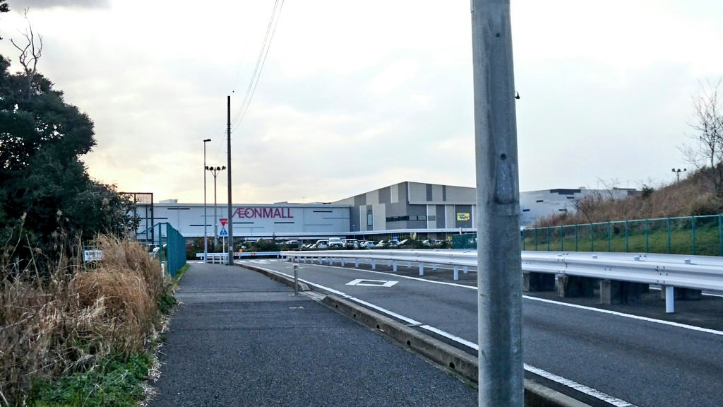 ちまき 歩いてたらイオンモールが現れるこの光景 夢で見たことある T Co Kwdzdyg3or Twitter
