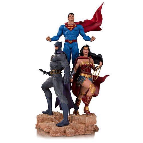 This is one amazing looking piece! DC Designer Series Trinity by Jason Fabok Statue. Superman, Batman and Wonder Woman.  Coming in September

rockfile.rocks/collections/fu…

#rockfile #rockfileretail #dc #dccomics #collectibles #superman #batman #wonderwoman #dcdesignerseries #statue