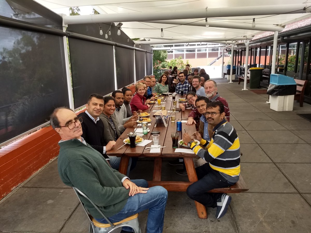 Science Down Under is also having lunch together @AGBU_GENE #AnimalScienceandAGBUunited #Together #FridayCiderday