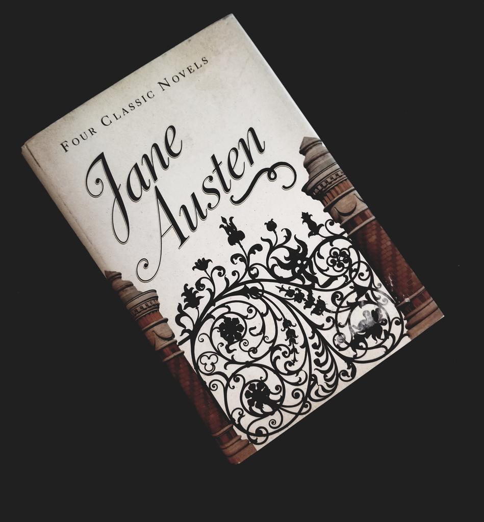 ney_ney0's tweet photo. #writersfollowwriters #love #book #books #lovebooks #lovereading #lovewriting #amreading #amwriting #writer #writing #reading #editing  #amediting #photooftheday #happy https://t.co/gnmob3iJBG