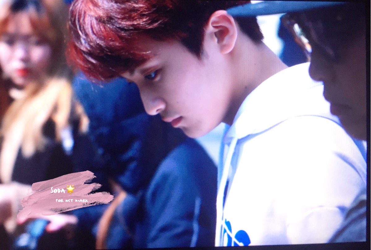 soda990802's tweet photo. 180323 뮤직뱅크 재출근 
#MARK #마크  
#NCT #NCT127 https://t.co/1VQkziO70e