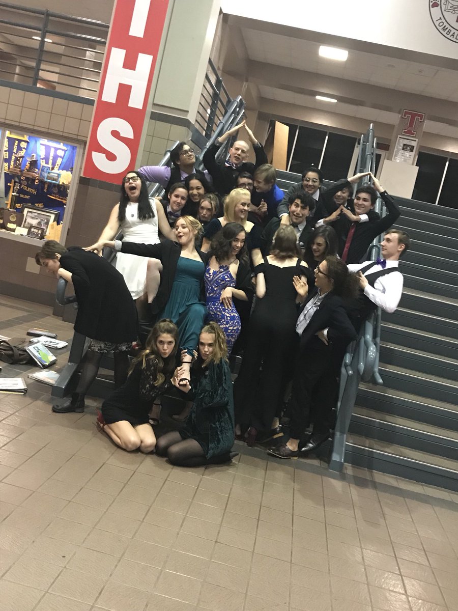 TangyBelland's tweet photo. That feeling when the announcer pause midway through announcing your name?!? #AwkwardMoment #whatthewhat @MagnoliaTheatre #UILOAP2018 https://t.co/M59cFJbw58