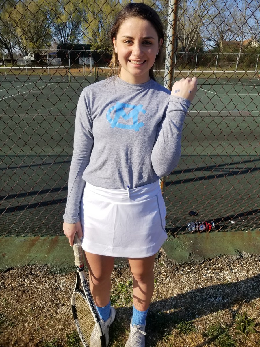mcraidertennis's tweet photo. Moore Co. Girls defeat Collinwood 5-2 to stay undefeated in district play. This is what happens when you don't have scorekeepers... https://t.co/jVtWB33TvX