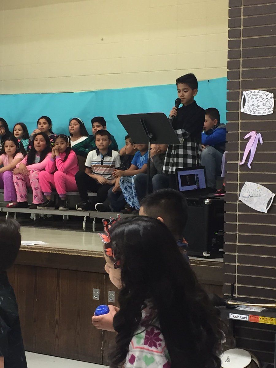 MissAnderson4th's tweet photo. So unbelievably proud of my amazing, hard-working students! Tonight’s 4th grade show was a success! #TheNappingHouse #ASD4ALL https://t.co/Nhe6tuROBe