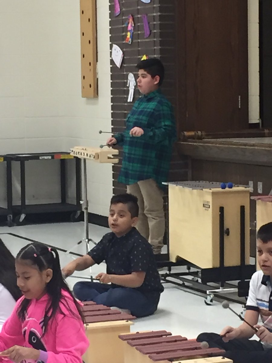 MissAnderson4th's tweet photo. So unbelievably proud of my amazing, hard-working students! Tonight’s 4th grade show was a success! #TheNappingHouse #ASD4ALL https://t.co/Nhe6tuROBe