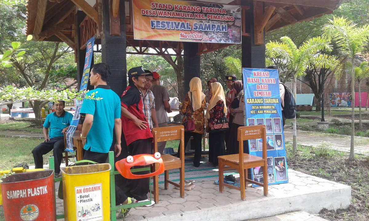 wanamulya2's tweet photo. Stand kami dlm rngka HPSN di T. P. SAMPUN. @PemkabPemalang @hirmanofficial @puspindes https://t.co/JLQJSHLj1r