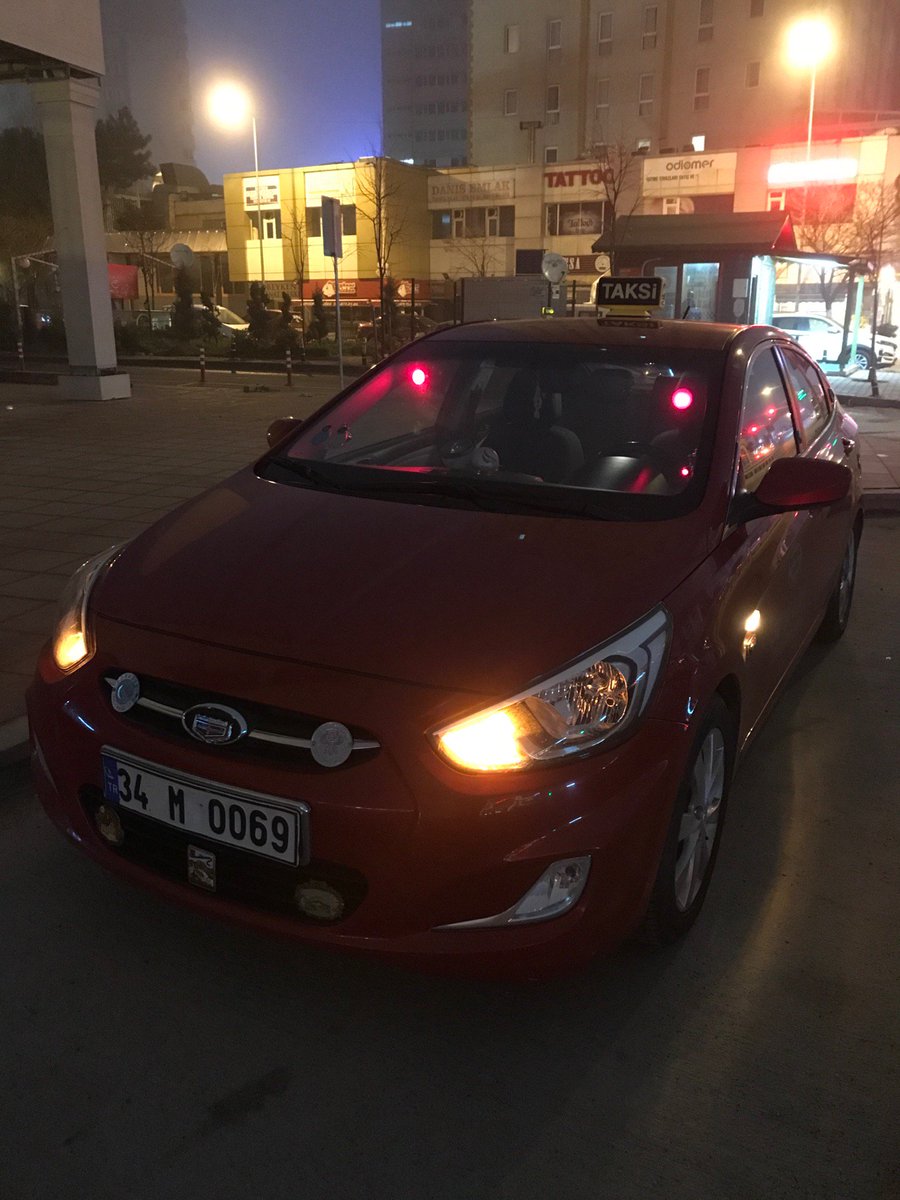 İşler güçler 🚗🚗 (@ Beykent Taksi in İstanbul) swarmapp.com/c/jeJFJw1vqvK