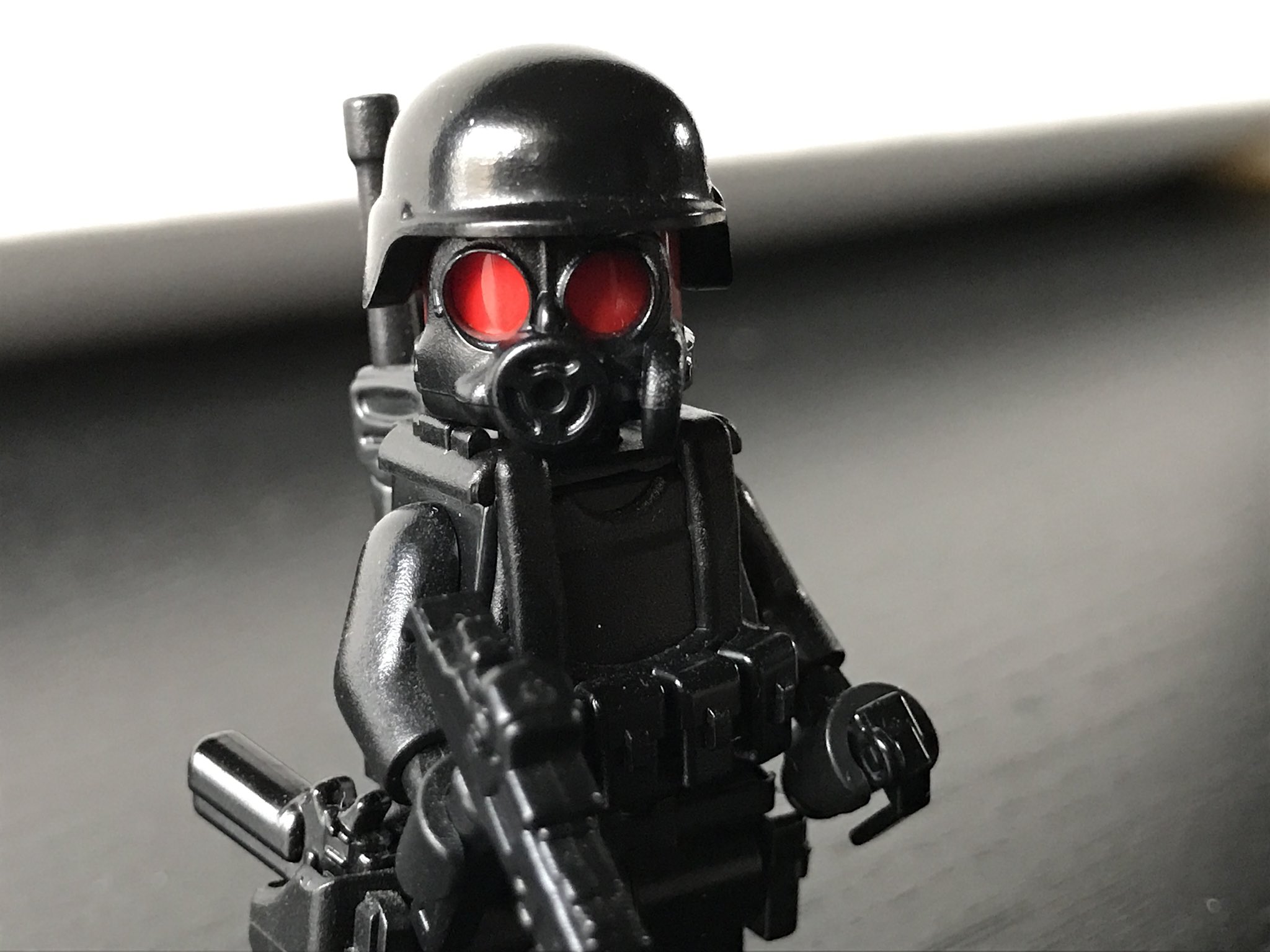 ハンク Lego バイオハザード22周年おめでとうございます Hunkは私の人生に影響を与えた人物です 好きすぎてlegoで作っちゃいました バイオレコメン バイオハザード22周年 T Co Igmtlqwccx Twitter