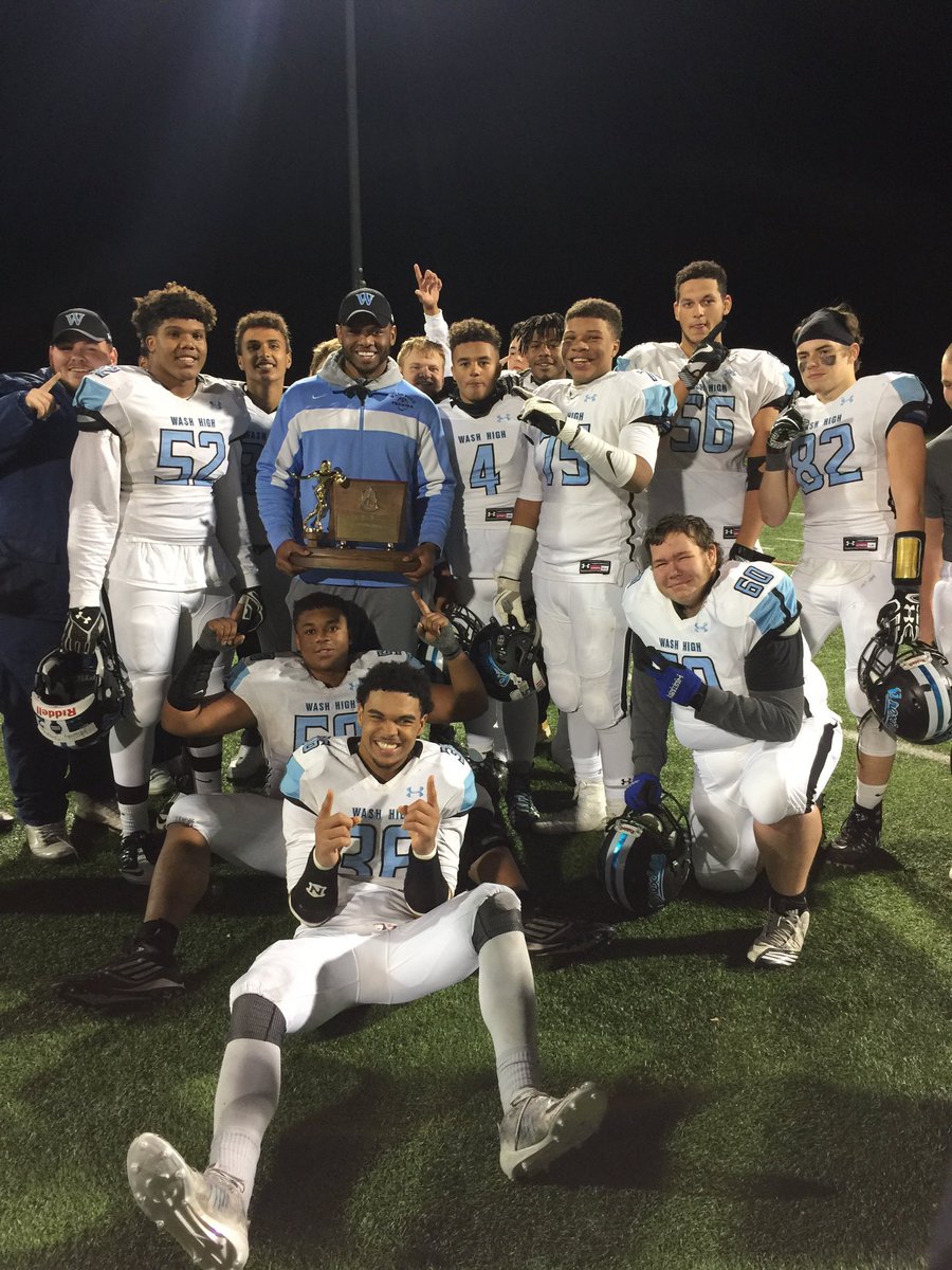 iamakilblount47's tweet image. The greatest mentoring experience I have been able to be apart of my life so far was coaching these guys! As I pushed them, They pushed me! ✊🏽#WPIALChamps #MyLilBrothers