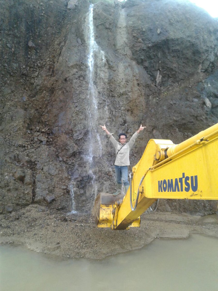 dicky_alfindra's tweet photo. Semua butuh proses

#proyekbendungankuningan https://t.co/7YoE6ZoAUc