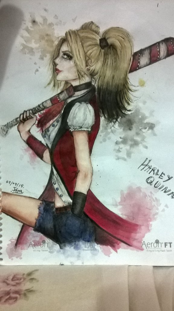 jafnadraws's tweet photo. #fanart of #dccomic #harleyquinn #originalidea #watercolor #artwork #9thgrade #throwback2015 #suicidesquad #comic https://t.co/dw8zUXAWtU