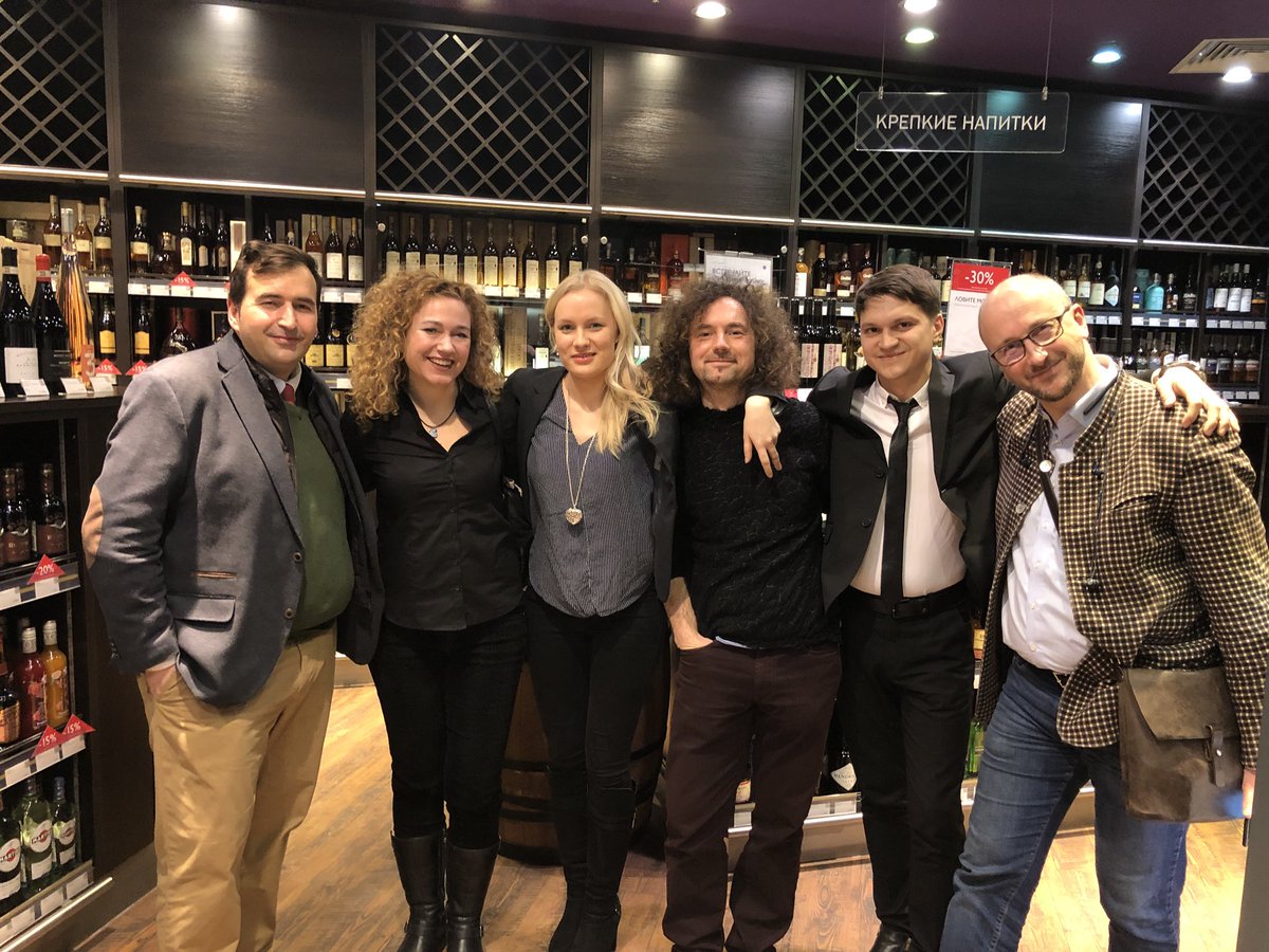 SasaTony's tweet photo. Azbuka Vkusa great wine experience https://t.co/GuKuA8F8qg