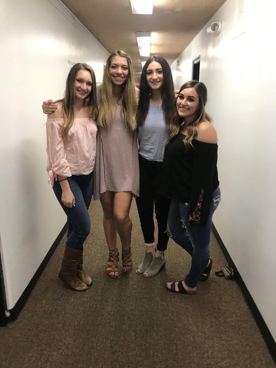 Mirandagray12's tweet photo. Don’t get me wrong, college sucks. But it was a hell of a lot better with these 3 by my side. Some lessons and memories I’ll never forget💓 #feeels https://t.co/o8esGOlBEW