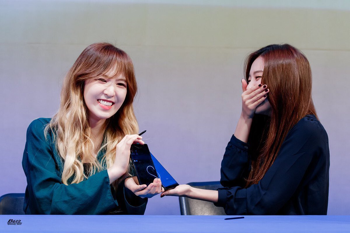 wenseulpics's tweet photo. https://t.co/UzWMHoHo91