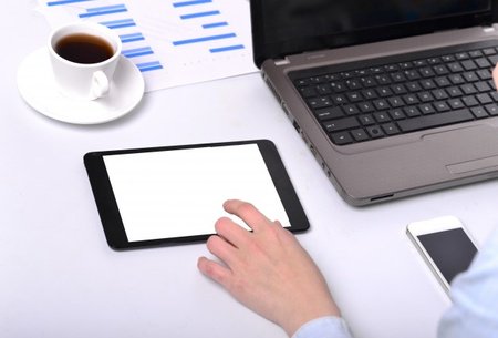 harolddiaz_84's tweet image. #WhatIsAugmentedReality, #TheAugmentedReality Foolish Take: Nearly 80% of Americans own smartphones goo.gl/Z3FieP