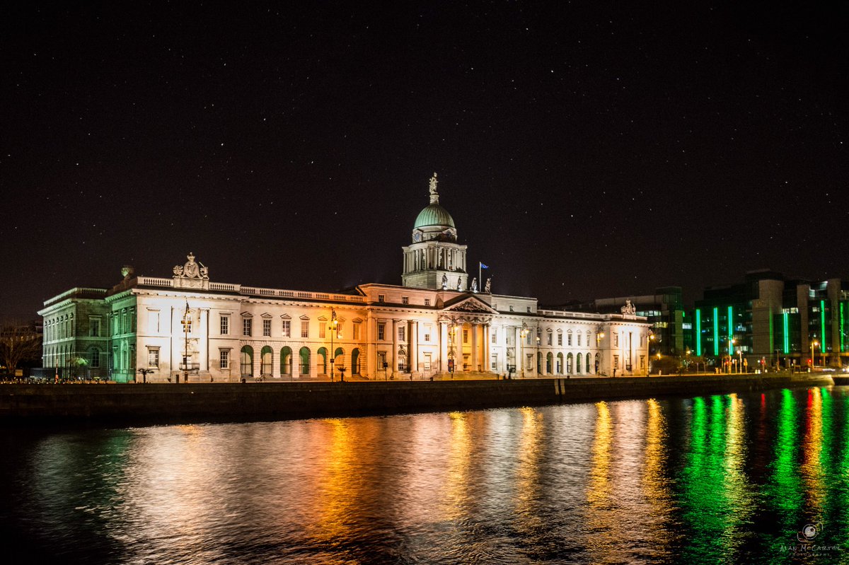 AlanMcPhotos's tweet photo. Photo of The Custom House I took in Dublin this week 
.
.
.
#TheCustomHouse #Dublin #daily_ireland #irish_daily #bestirelandpics #discoverireland #raw_ireland #icy_ireland #inspireland https://t.co/G7aY6siWS2