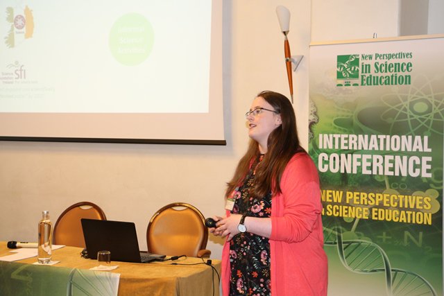 PixelFirenze's tweet photo. Sarah Carroll presented “Investigating the Effect of Scientist Demonstrators on Primary Children’s Science Self-Efficacy” https://t.co/XbMRcuHZYL #npse2018 https://t.co/8L32tn6UaU