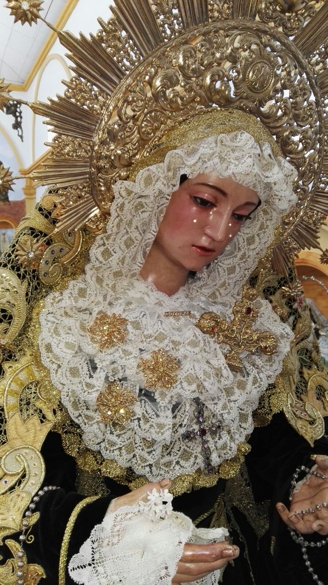 JHSmarinaleda's tweet photo. VIERNES DE DOLORES. Felicidades, Madre Nuestra. A una semana del día grande. https://t.co/0QhsZbAnKT