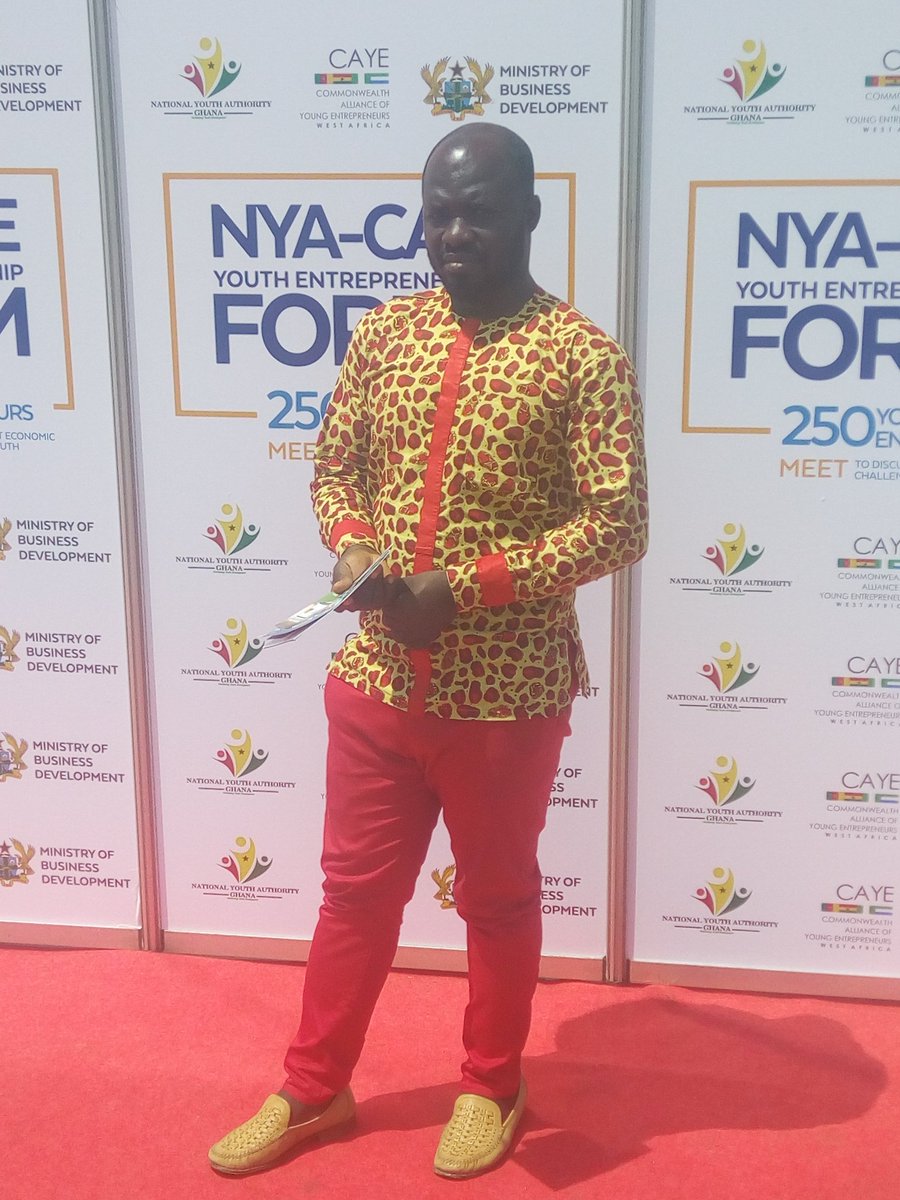 boys2fashion's tweet image. At the Accra digital center for the NYA-CAYE YOUTH ENTREPRENEURSHIP FORUM. #boysfashion #Devhubdm #boyspoem