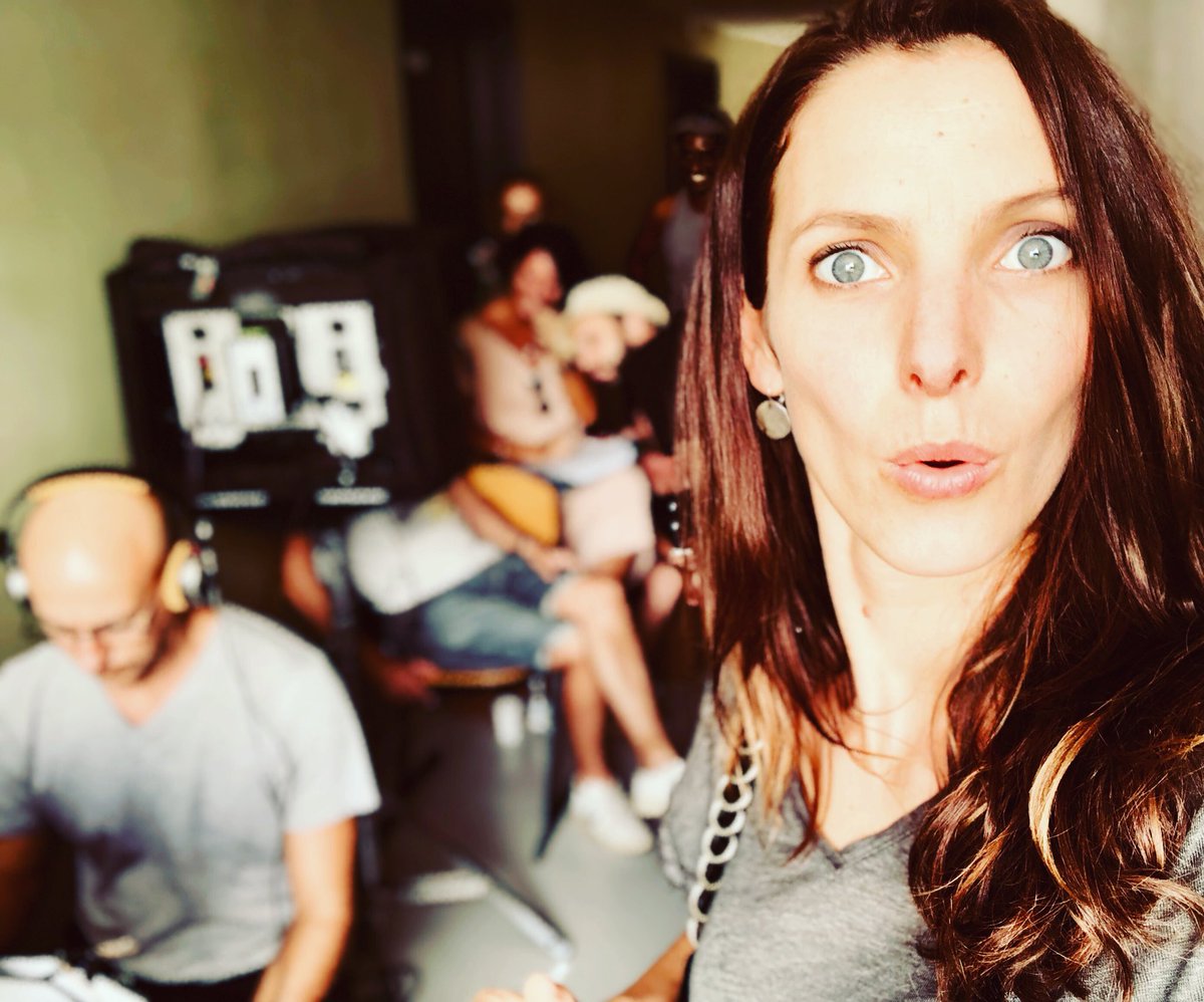 elodievarletoff's tweet photo. #cut6 c’est parti !! #dreamteam #cut #nouvellesaison #angele https://t.co/Cgwg0sghu4