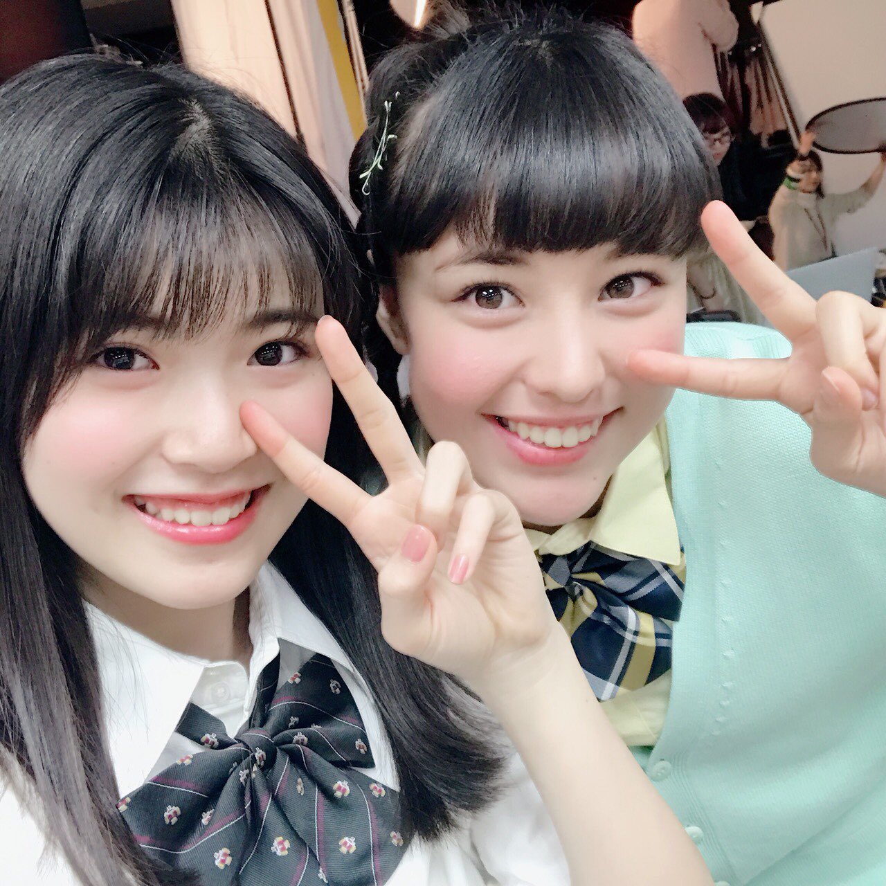 Twitter 上的 Nicola ニコラ かなみです ハナちゃんがイギリスに転校してしまうのでニコラを卒業することが発表されました いつも明るくて元気なハナちゃんが卒業してしまうのは悲しいですが 遠くから応援してます イギリスでの生活大変だと思いますが 頑張っ